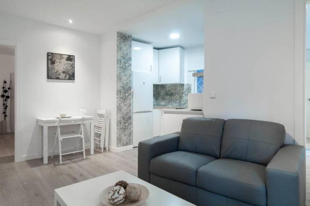 Moderno Apartamento En Plaza Merced Μάλαγα Εξωτερικό φωτογραφία